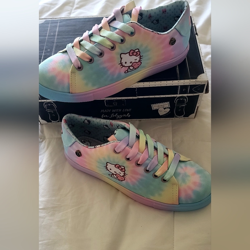 Loly in the sky, hello kitty tie dye shoes